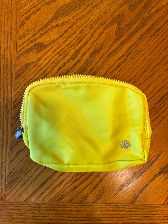 Handbags - Bright Yellow Crossbody Bag